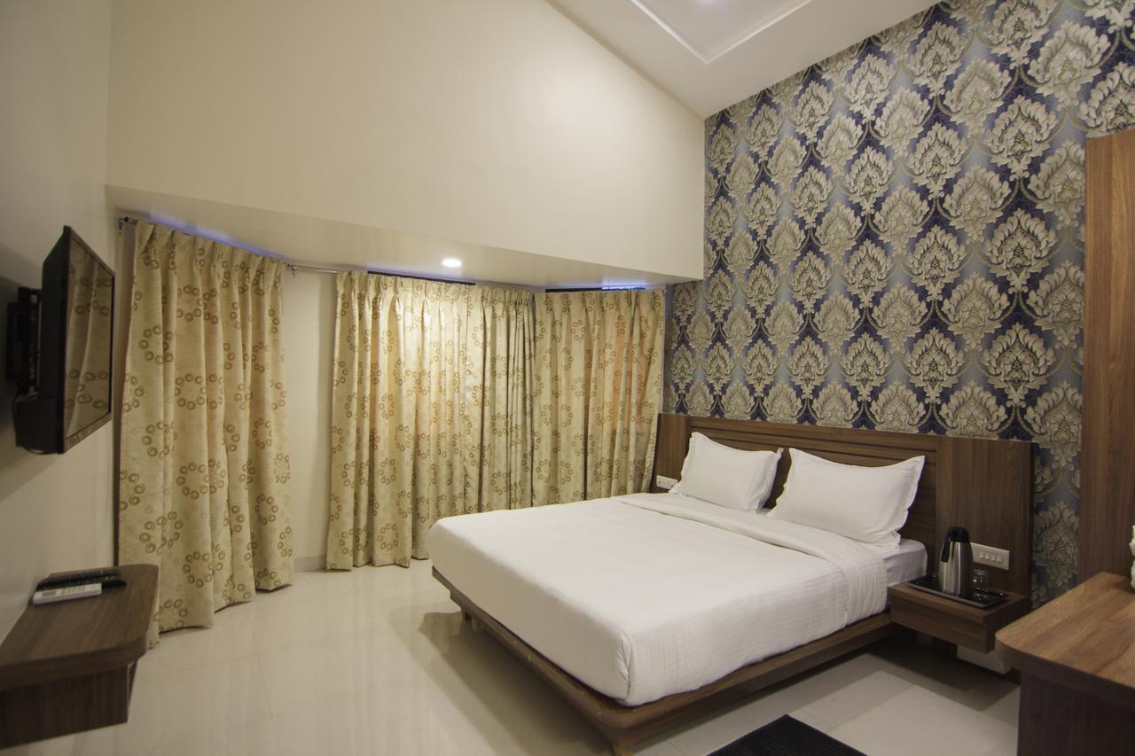 Sunshine Resort Lonavala Exterior foto